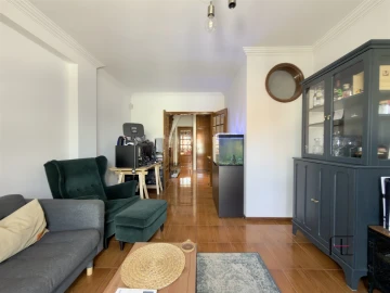 Moradia T2 para Venda em Mafamude e Vilar do Paraíso