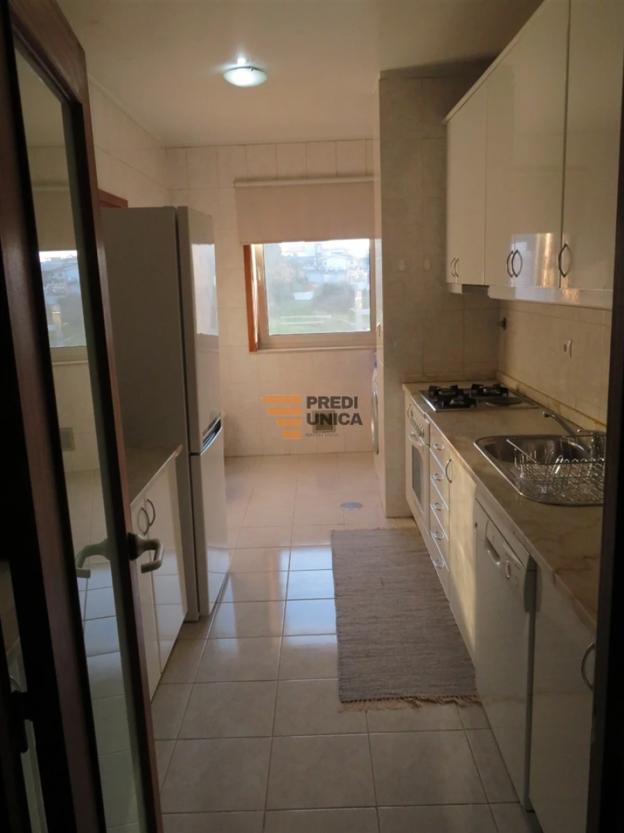 Apartamento T3 para Venda em Paranhos Foto 5