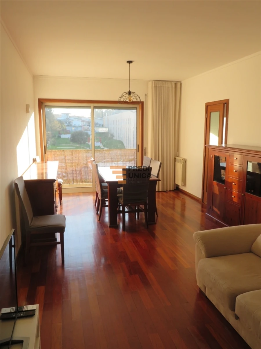 Apartamento T3 para Venda em Paranhos Foto 4