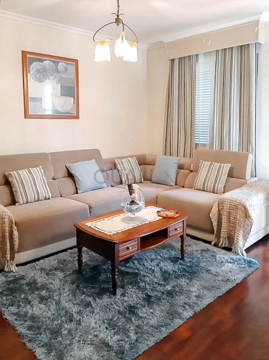 Apartamento T3 para Arrendamento em São Martinho Foto 2