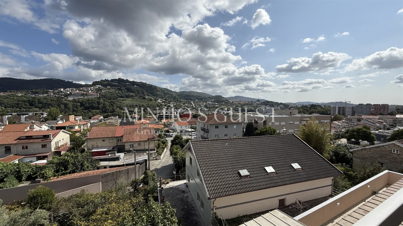 Apartamento T3 para Venda em Gualtar Foto 10