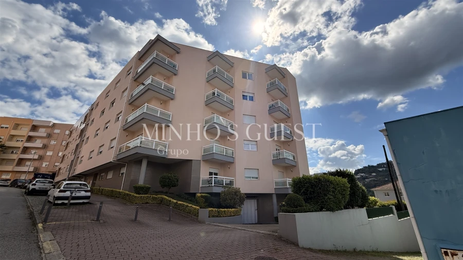 Apartamento T3 para Venda em Gualtar Foto 27