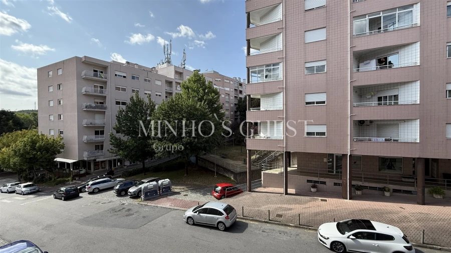 Apartamento T3 para Venda em Gualtar Foto 26