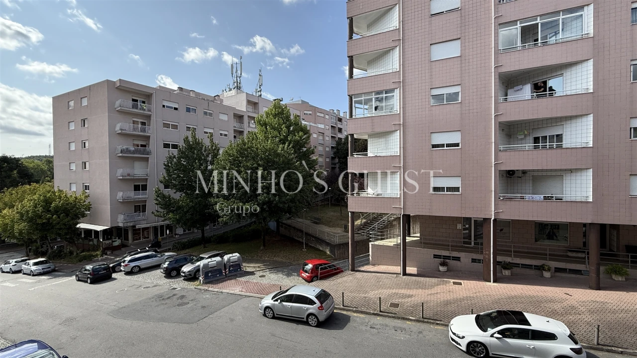 Apartamento T3 para Venda em Gualtar Foto 26