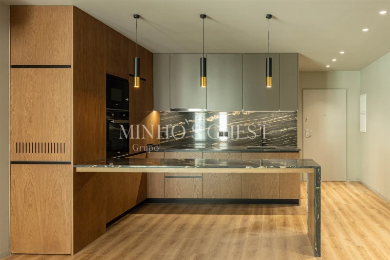 Apartamento T1 para Arrendamento em Braga (São José de São Lázaro e São João do Souto) Foto 9