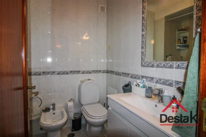 Apartamento T3 para Venda em Rio de Loba
