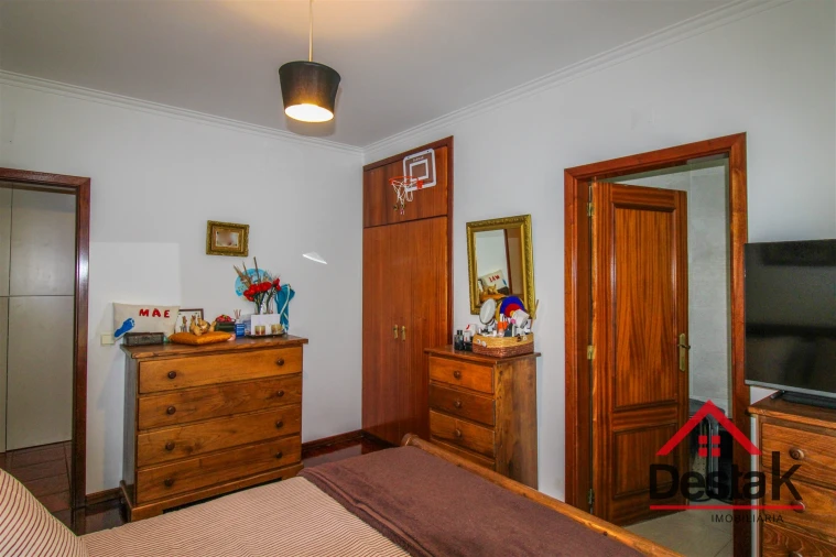 Apartamento T3 para Venda em Rio de Loba Foto 13