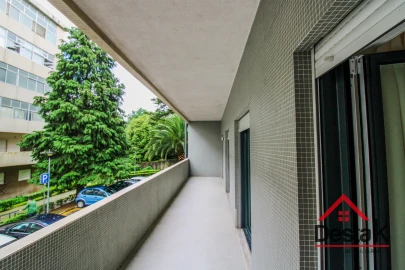 Apartamento T5 para Arrendamento em Viseu