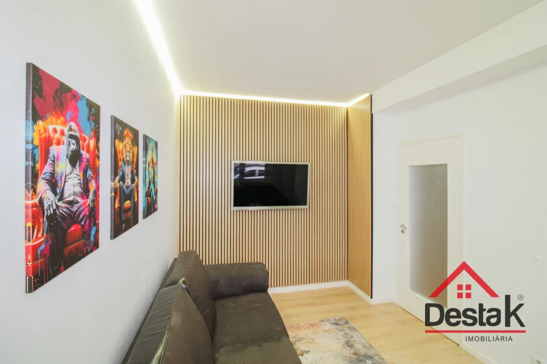 Apartamento T5 para Arrendamento em Viseu Foto 2