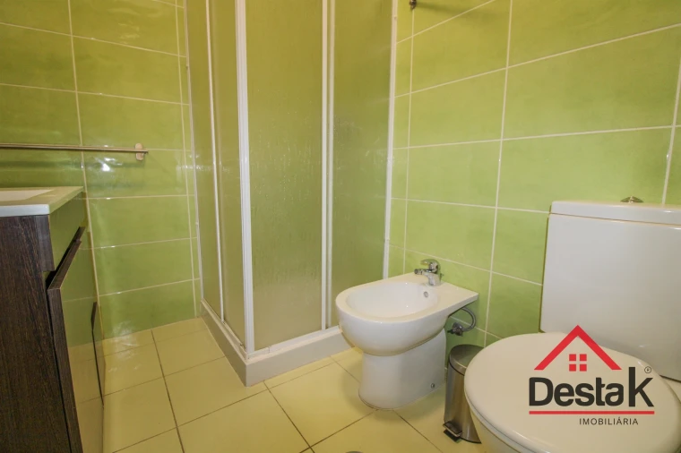 Apartamento T5 para Arrendamento em Viseu Foto 21
