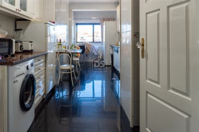 Apartamento T3 para Venda em Santo Antonio dos Olivais