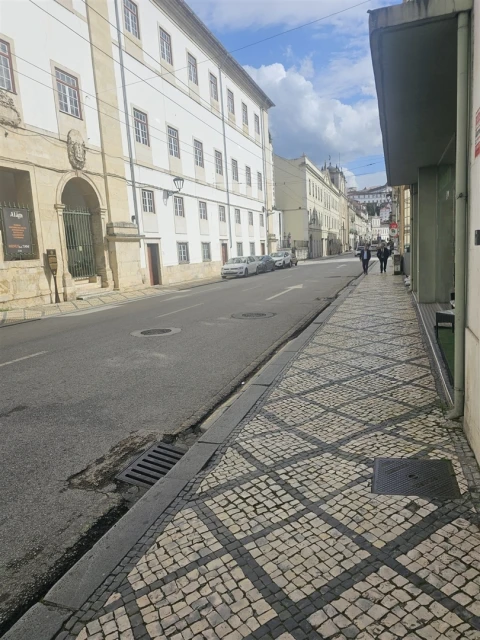 Loja para Venda em Sé Nova, Santa Cruz, Almedina e São Bartolomeu