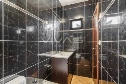 Moradia T1 para Venda em Ribeira