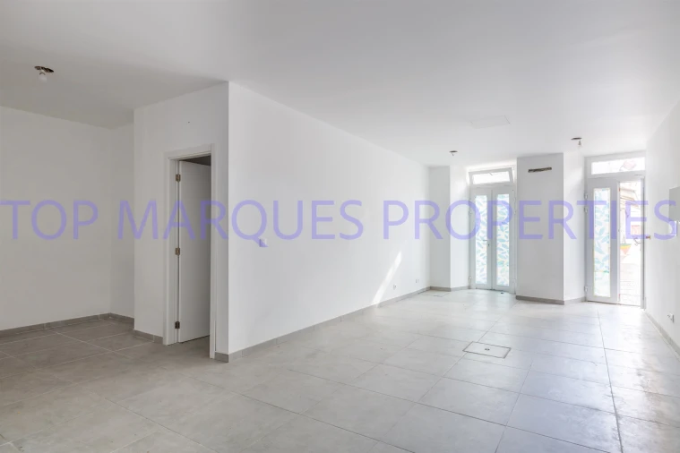 Moradia T1 para Venda em Olhão Foto 3