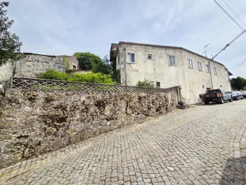 Moradia T7 para Venda em Penso e Freixinho