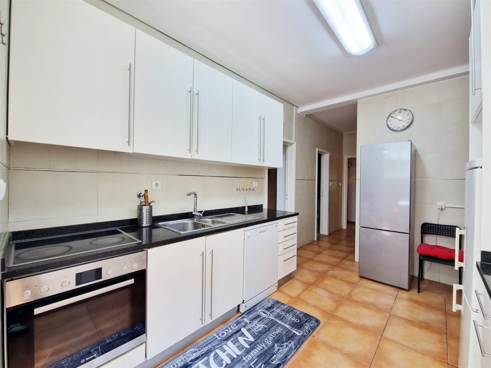 Apartamento T5 para Arrendamento em Viseu Foto 7