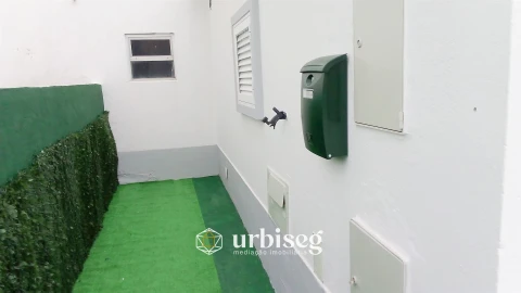 Garagem para Venda em Buarcos