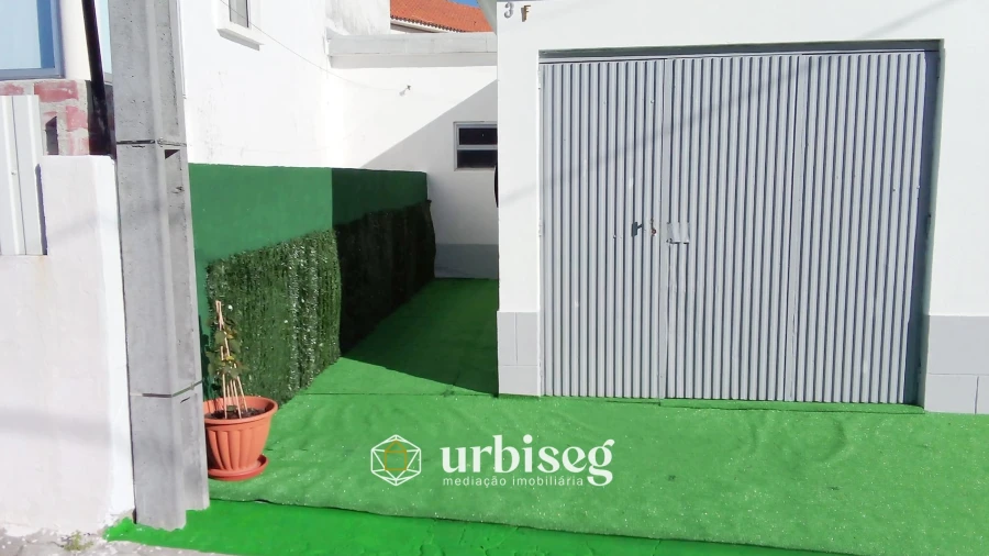 Garagem para Venda em Buarcos