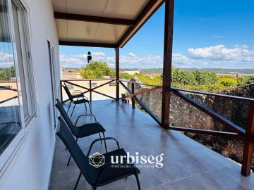 Moradia T5 para Venda em Alqueidão