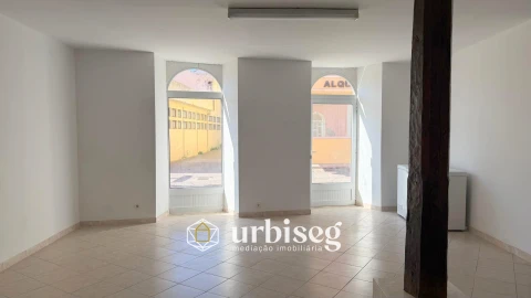 Moradia T5 para Venda em Alqueidão