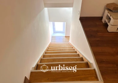 Moradia T5 para Venda em Alqueidão
