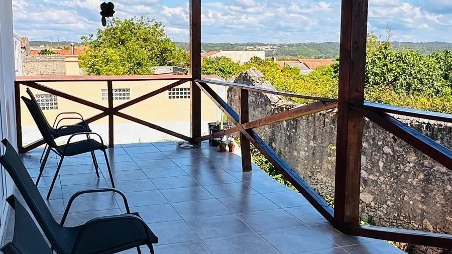 Moradia T5 para Venda em Alqueidão
