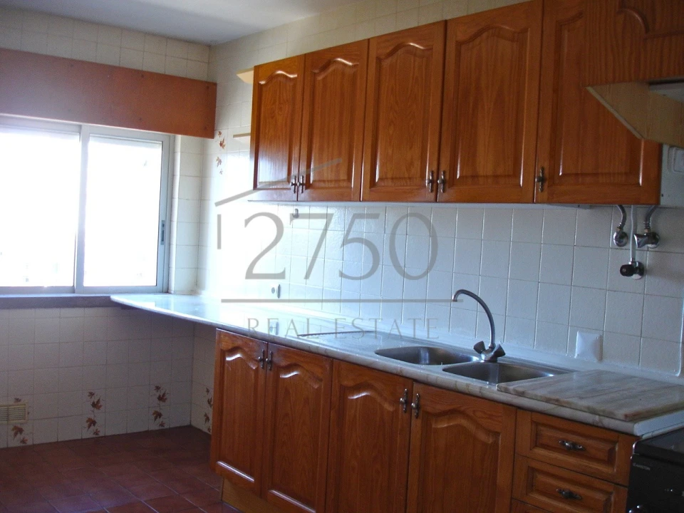 Apartamento T2 para Venda em Algueirão-Mem Martins Foto 7