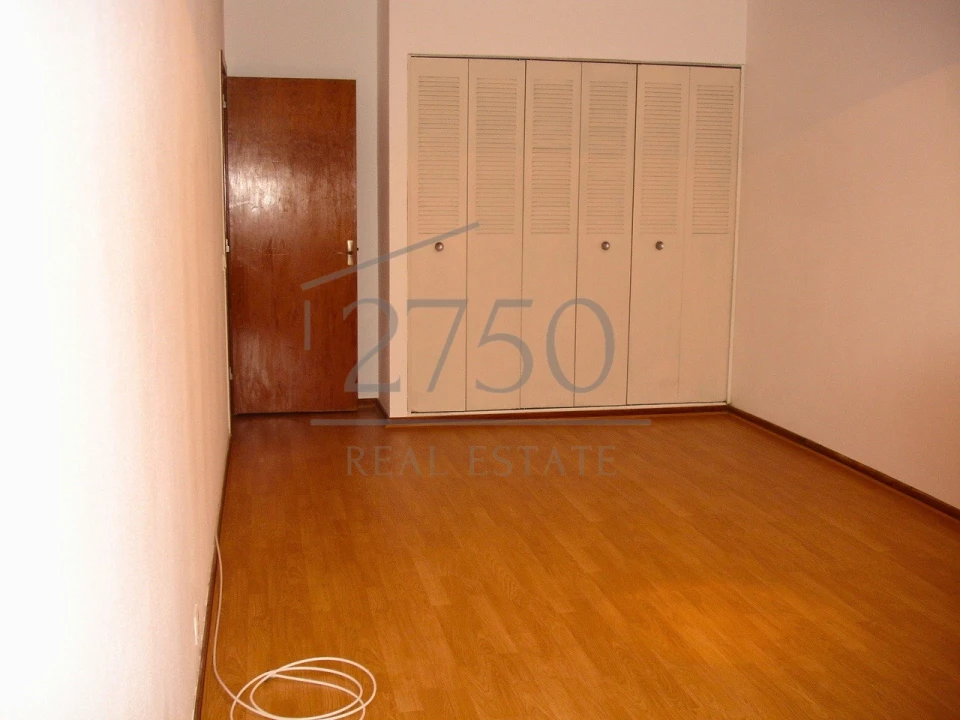 Apartamento T2 para Venda em Algueirão-Mem Martins Foto 11