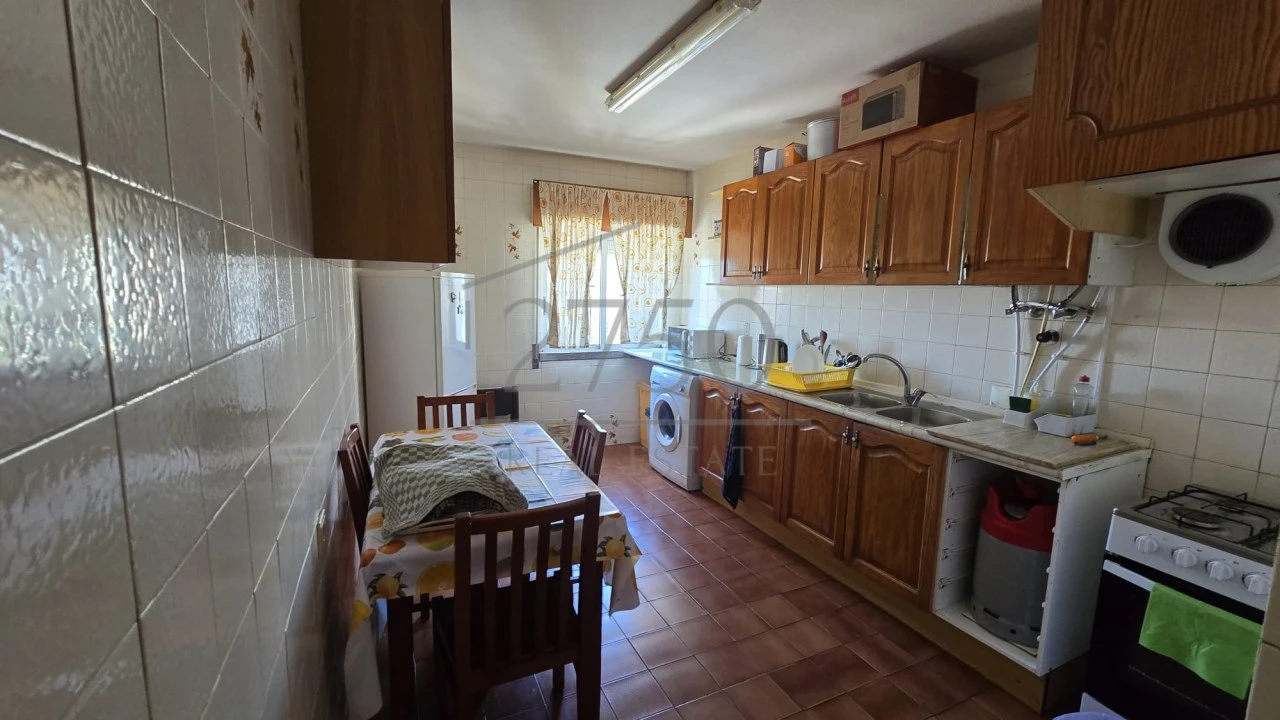 Apartamento T2 para Venda em Algueirão-Mem Martins Foto 3