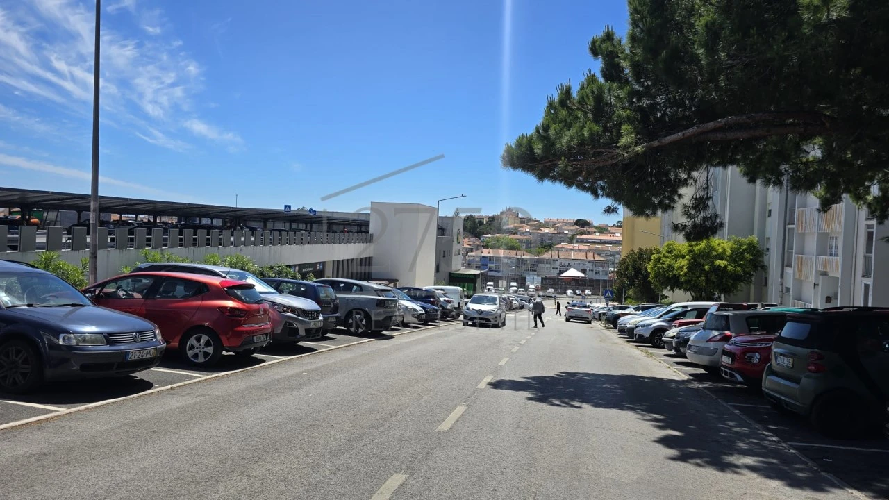 Apartamento T2 para Venda em Algueirão-Mem Martins Foto 19