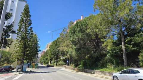 Apartamento T2 para Venda em Algueirão-Mem Martins