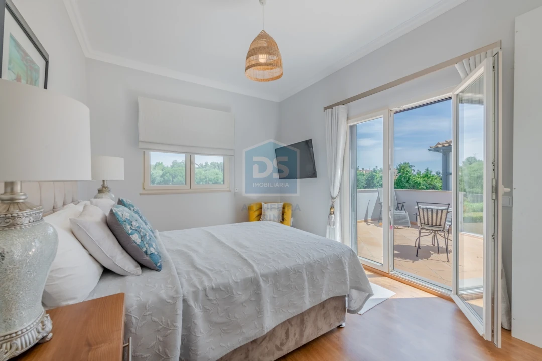 Moradia T3 para Venda em Almancil Foto 30