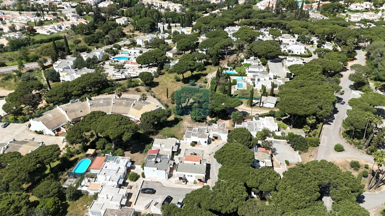 Moradia T2 para Venda em Quarteira Foto 16