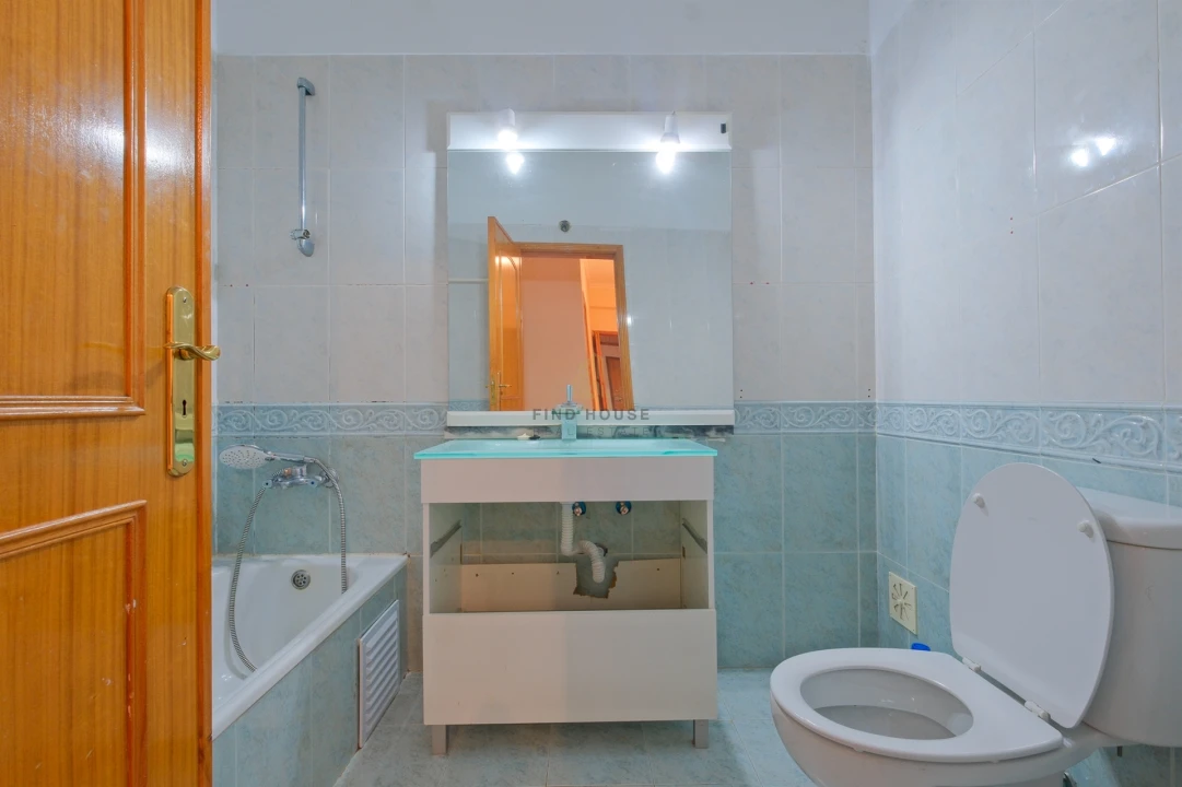 Apartamento T2 para Venda em Cacém e São Marcos Foto 13