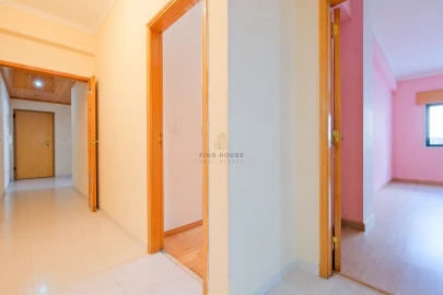 Apartamento T2 para Venda em Cacém e São Marcos
