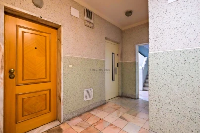 Apartamento T2 para Venda em Cacém e São Marcos
