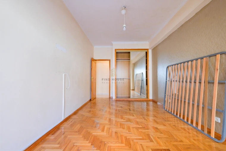 Apartamento T2 para Venda em Cacém e São Marcos Foto 12