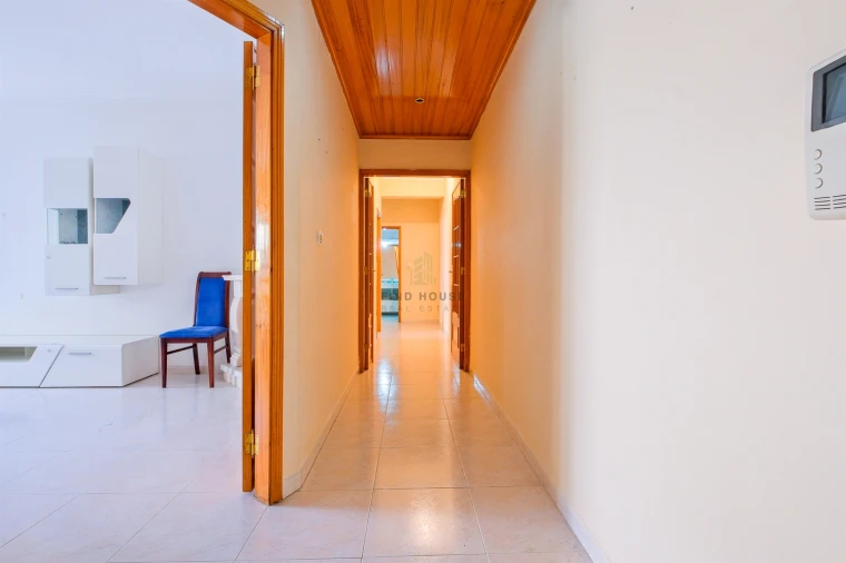 Apartamento T2 para Venda em Cacém e São Marcos Foto 2