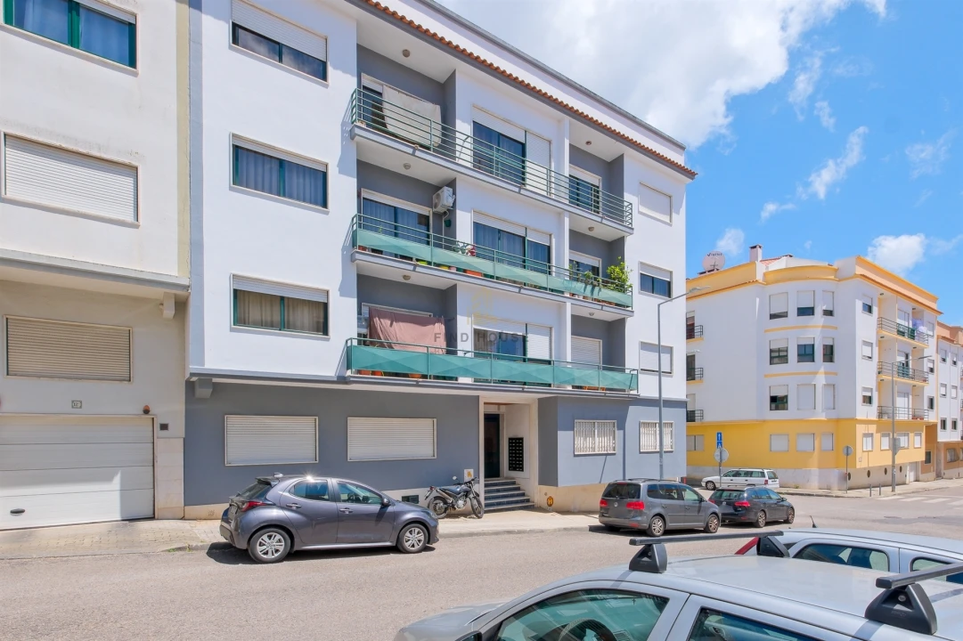 Apartamento T2 para Venda em Cacém e São Marcos Foto 24