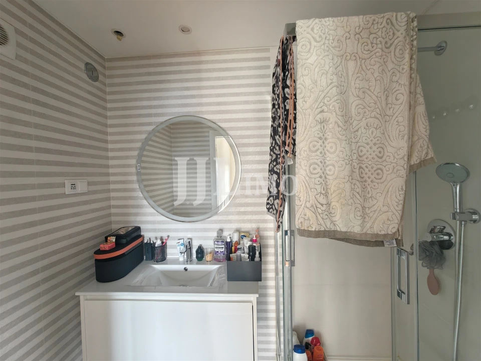 Apartamento T4 para Venda em Laranjeiro e Feijó Foto 42