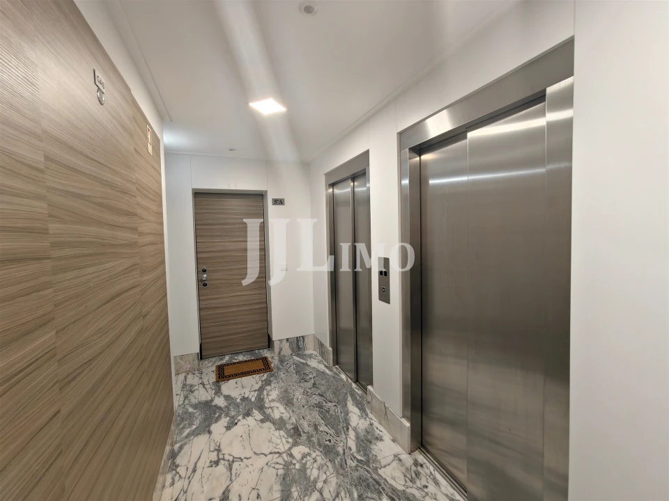 Apartamento T4 para Venda em Laranjeiro e Feijó Foto 51