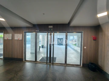 Apartamento T4 para Venda em Laranjeiro e Feijó
