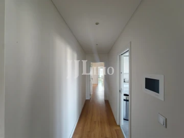 Apartamento T4 para Venda em Laranjeiro e Feijó