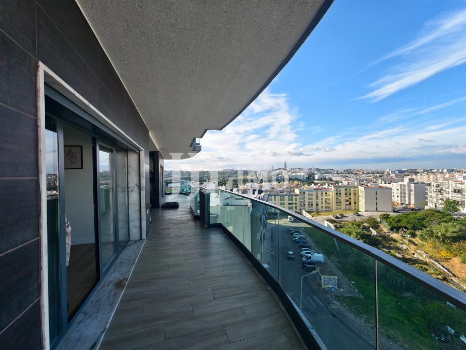 Apartamento T4 para Venda em Laranjeiro e Feijó Foto 12