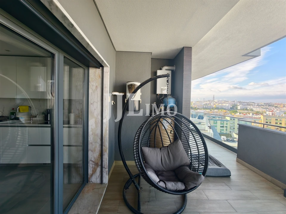 Apartamento T4 para Venda em Laranjeiro e Feijó Foto 49