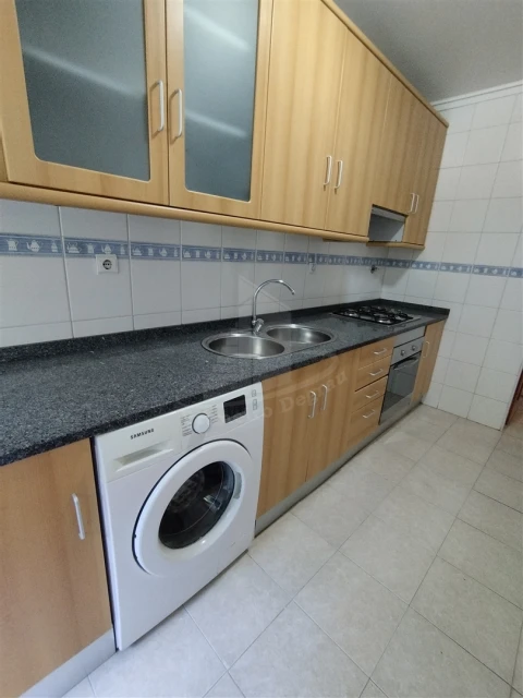 Apartamento T3 para Arrendamento em São Vitor (Braga)