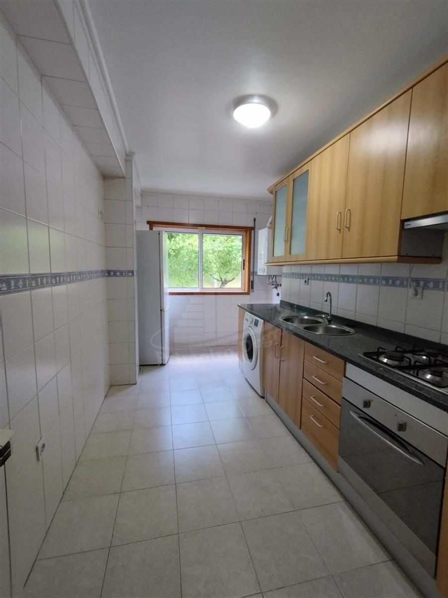 Apartamento T3 para Arrendamento em São Vitor (Braga) Foto 8