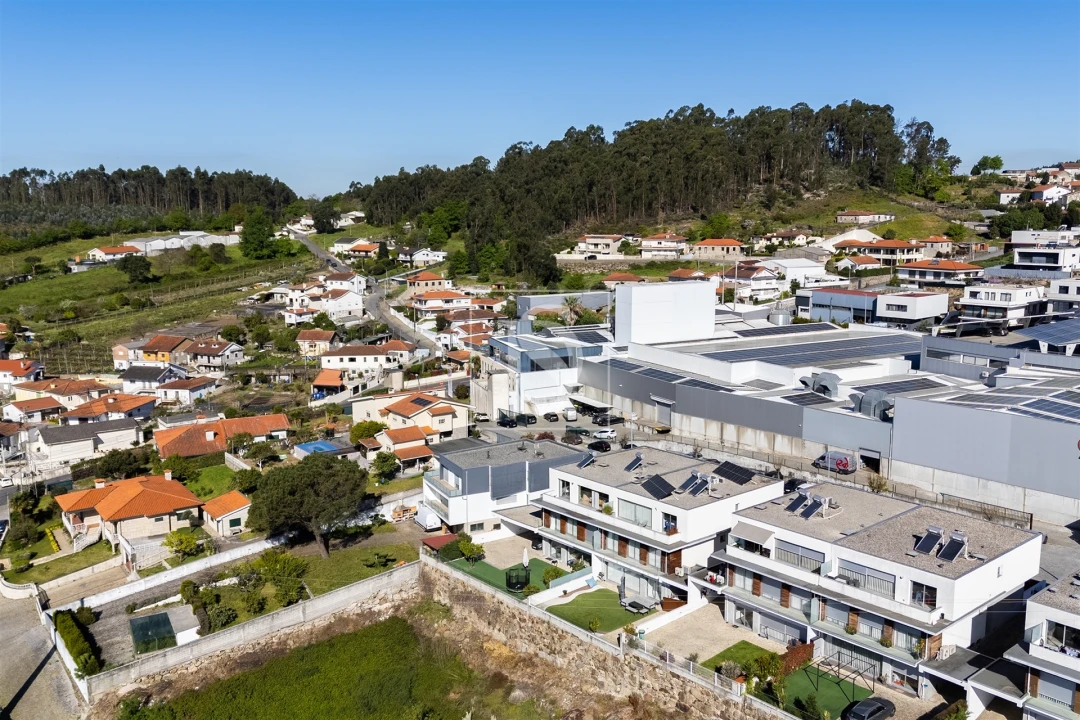 Moradia T3 para Venda em Moreira de Conegos Foto 44