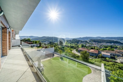 Moradia T3 para Venda em Moreira de Conegos