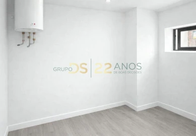 Moradia T6 para Venda em Azurara
